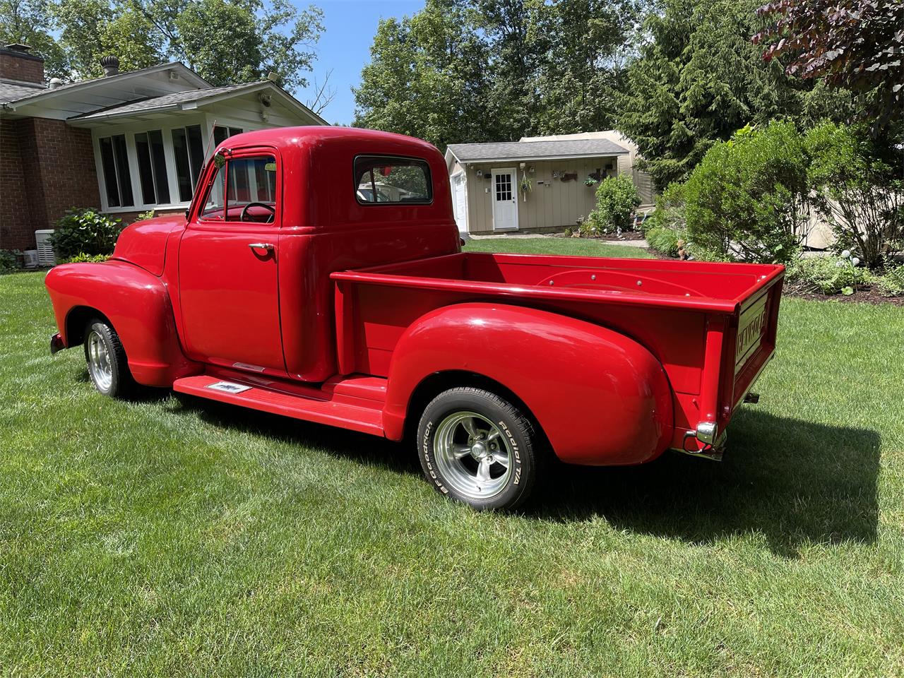 Chevrolet-Pickup-1954-red-gray-3