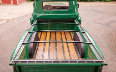 Chevrolet-Pickup-1957-Green-Black-and-red-10