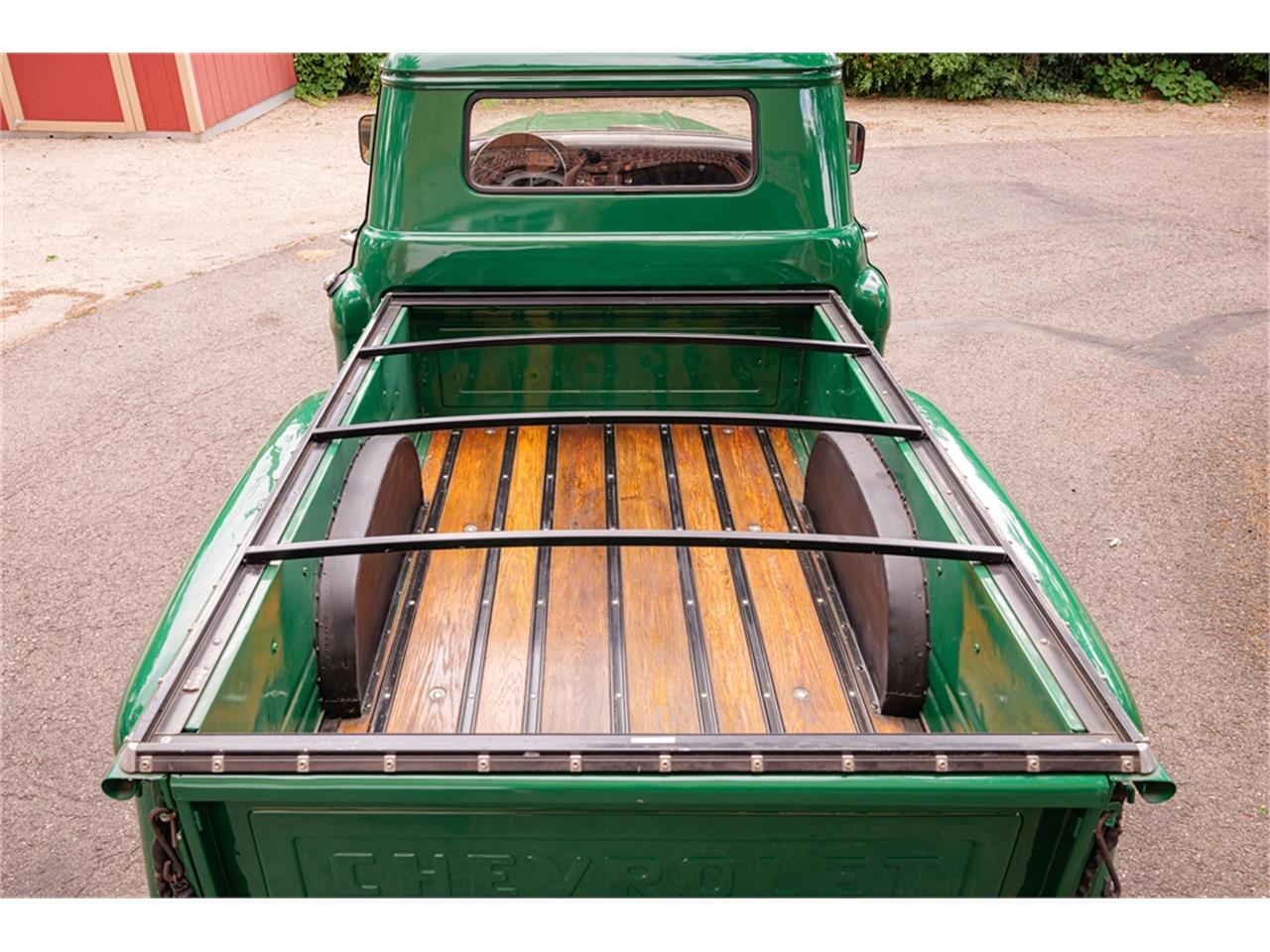 Chevrolet-Pickup-1957-Green-Black-and-red-10