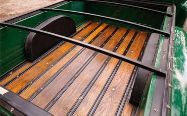 Chevrolet-Pickup-1957-Green-Black-and-red-12