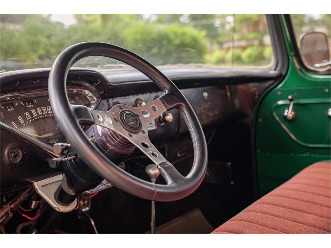 Chevrolet-Pickup-1957-Green-Black-and-red-23