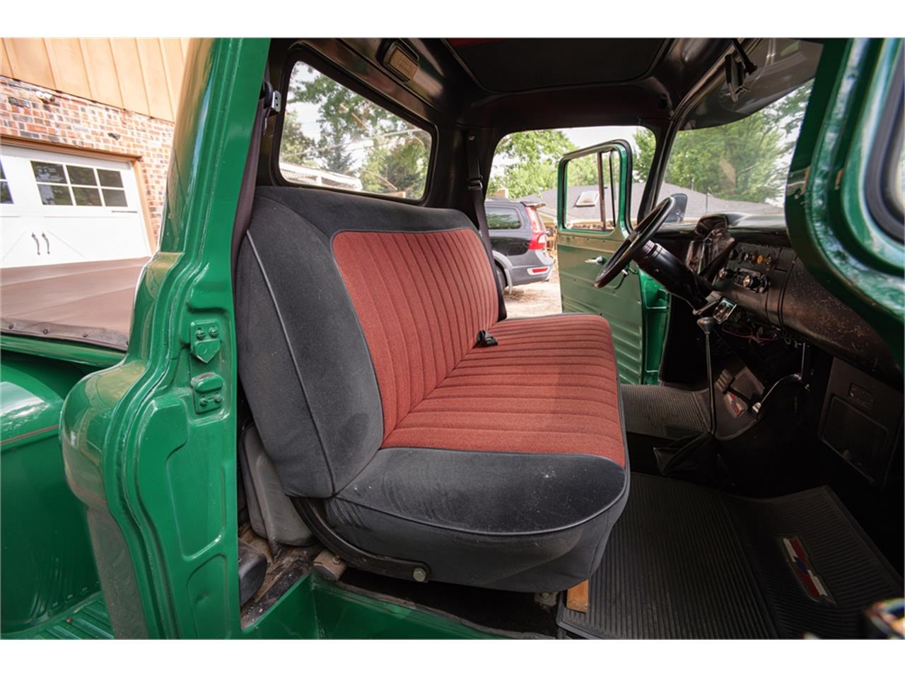 Chevrolet-Pickup-1957-Green-Black-and-red-28
