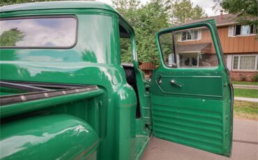 Chevrolet-Pickup-1957-Green-Black-and-red-32