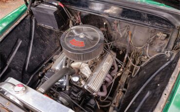 Chevrolet-Pickup-1957-Green-Black-and-red-39
