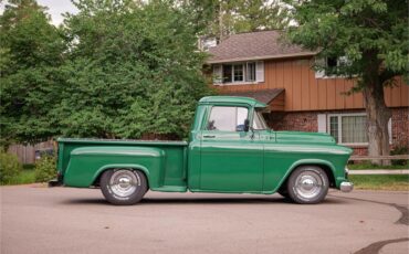 Chevrolet-Pickup-1957-Green-Black-and-red-4