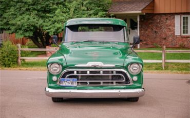 Chevrolet-Pickup-1957-Green-Black-and-red-7