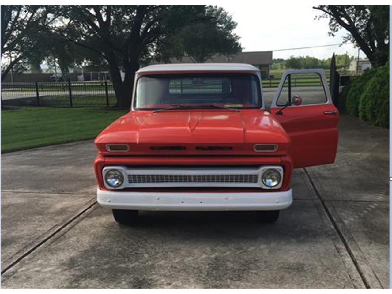 Chevrolet-Pickup-1964-Orange-amp-White-Grey-1
