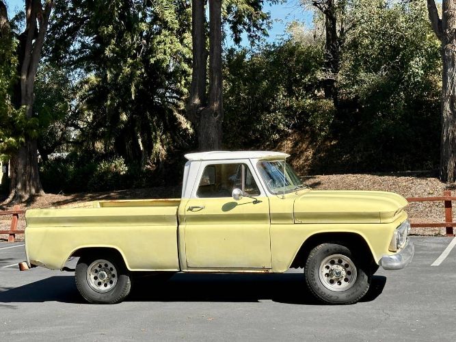 Chevrolet-Pickup-1966-11