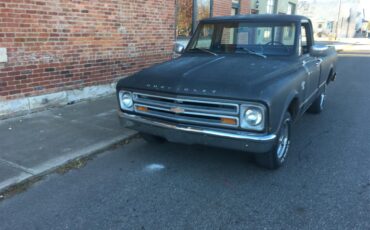 Chevrolet-Pickup-1967-Gray-Gray-12