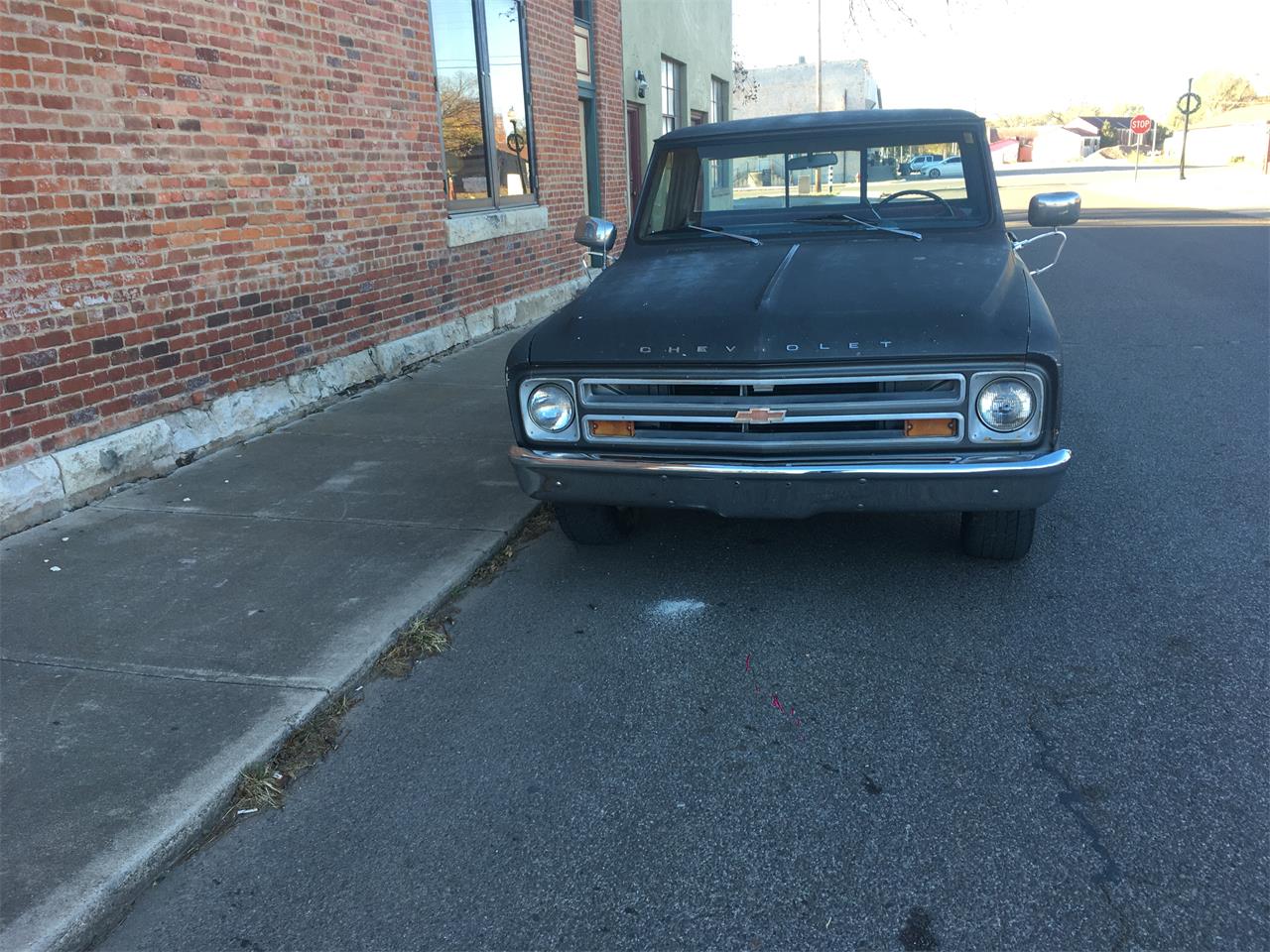 Chevrolet-Pickup-1967-Gray-Gray-13