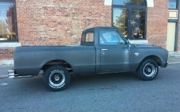Chevrolet-Pickup-1967-Gray-Gray-2