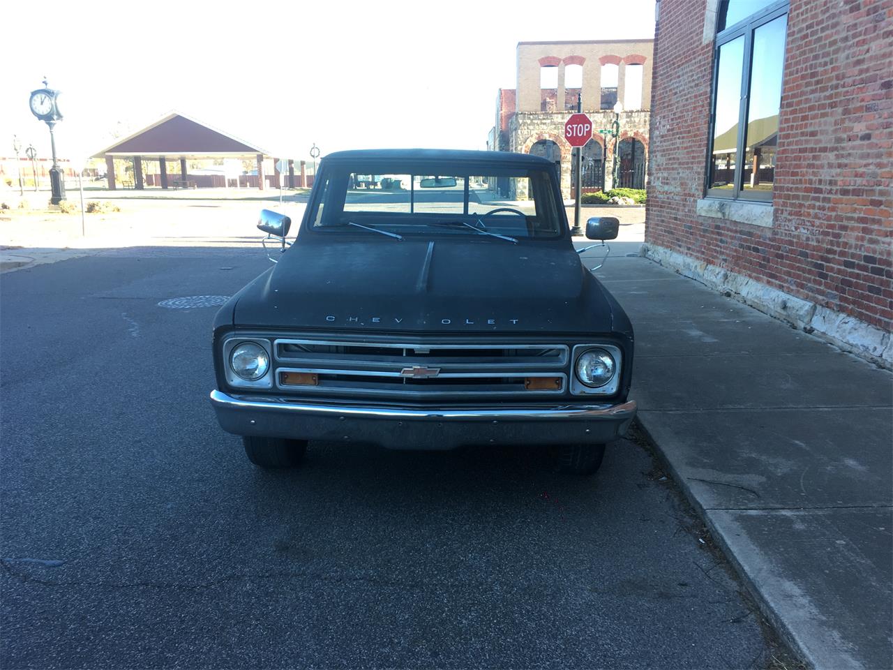 Chevrolet-Pickup-1967-Gray-Gray-5