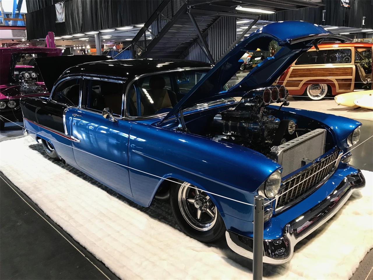 Chevrolet-Pro-street-1955-Black-Blue-Tan-Black-20
