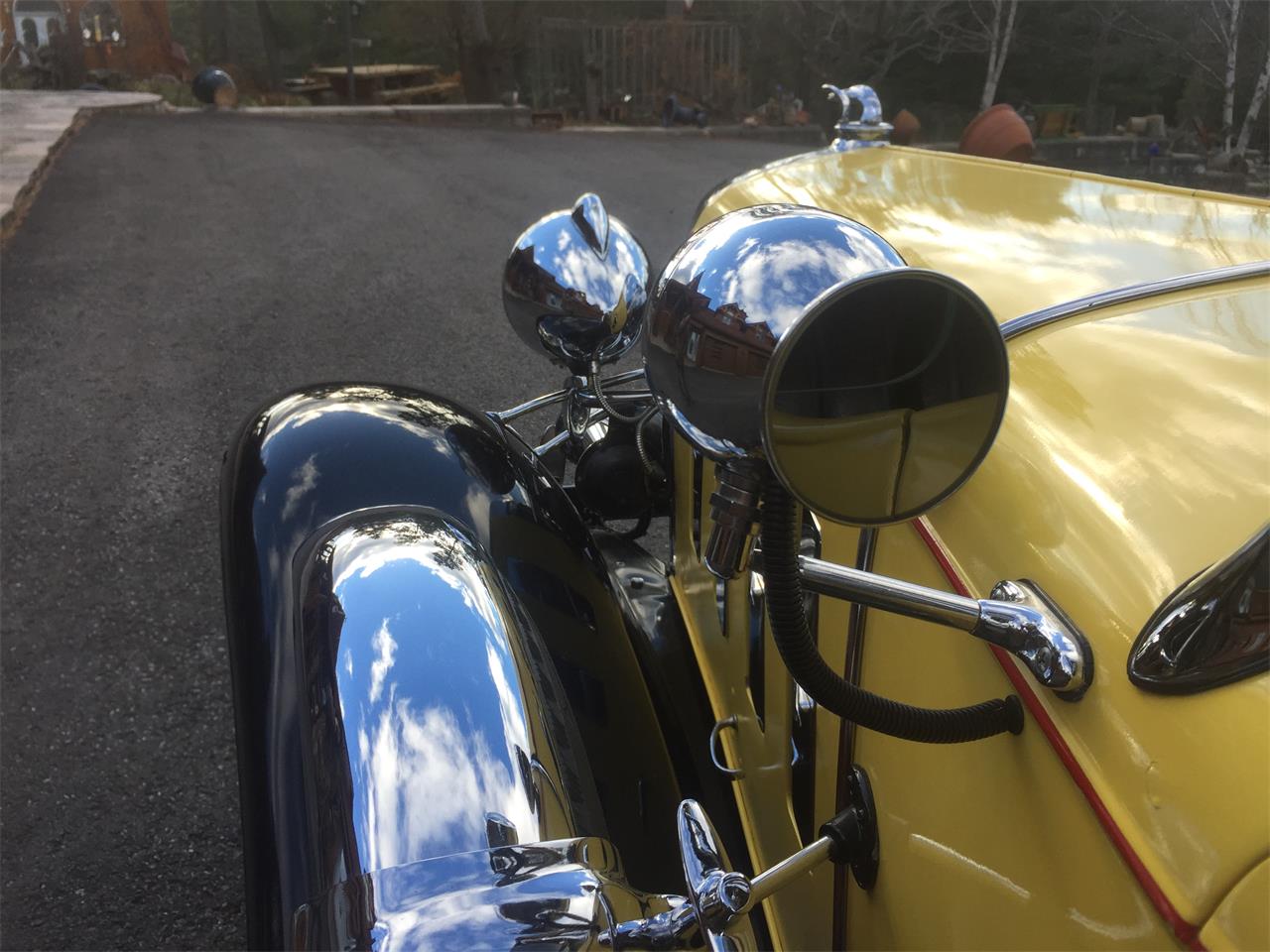 Chevrolet-Roadster-1932-Yellow-Brown-3