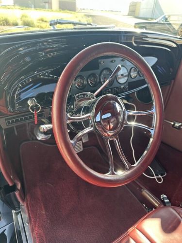 Chevrolet-Roadster-1934-Black-Red-6