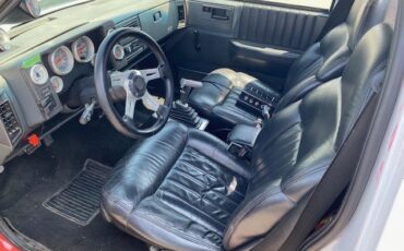 Chevrolet-S-10-1984-10