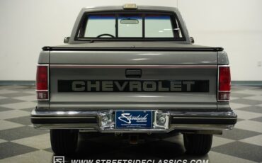 Chevrolet-S10-1988-Gray-Metallic-Red-10
