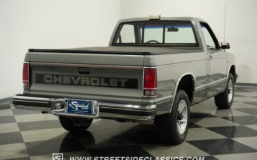 Chevrolet-S10-1988-Gray-Metallic-Red-11