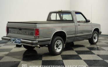 Chevrolet-S10-1988-Gray-Metallic-Red-12