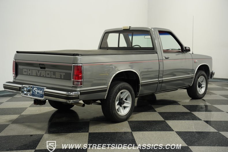 Chevrolet-S10-1988-Gray-Metallic-Red-12