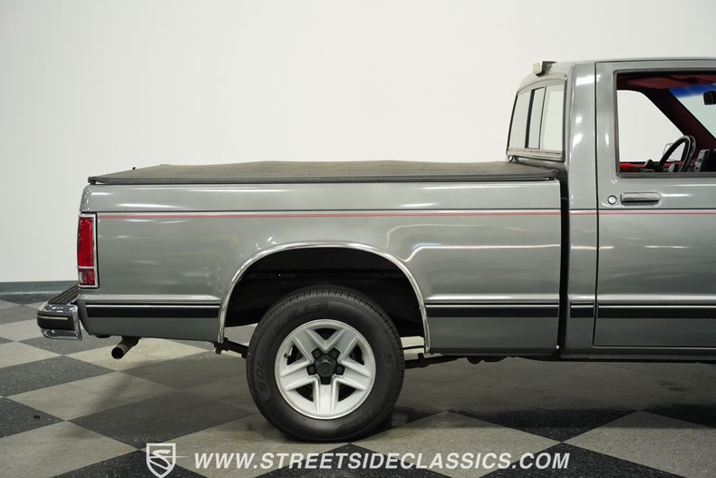 Chevrolet-S10-1988-Gray-Metallic-Red-26