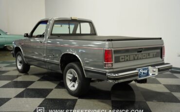Chevrolet-S10-1988-Gray-Metallic-Red-3