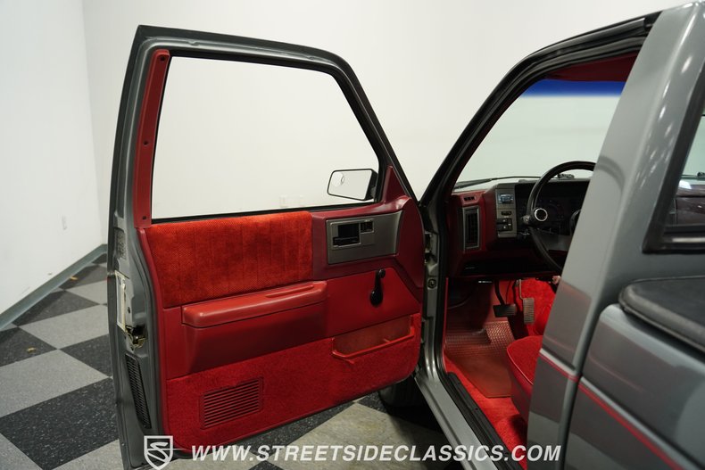 Chevrolet-S10-1988-Gray-Metallic-Red-33