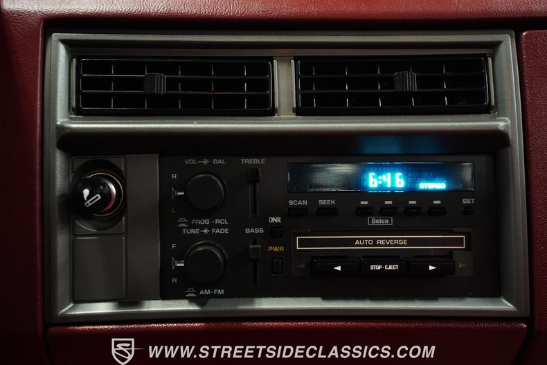 Chevrolet-S10-1988-Gray-Metallic-Red-37