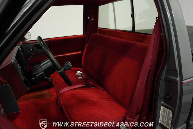 Chevrolet-S10-1988-Gray-Metallic-Red-41