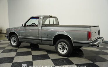 Chevrolet-S10-1988-Gray-Metallic-Red-47