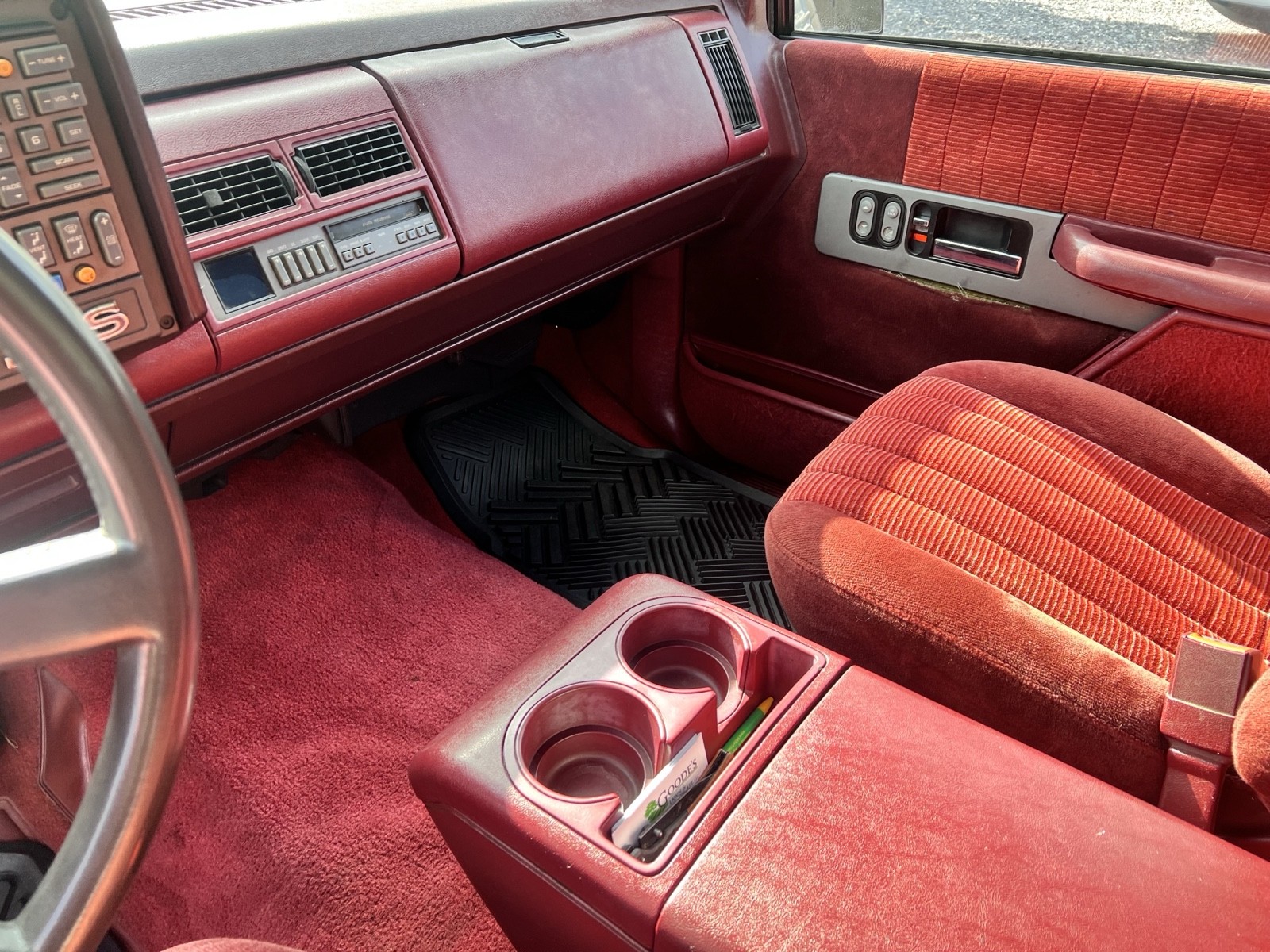 Chevrolet-SS-1990-10