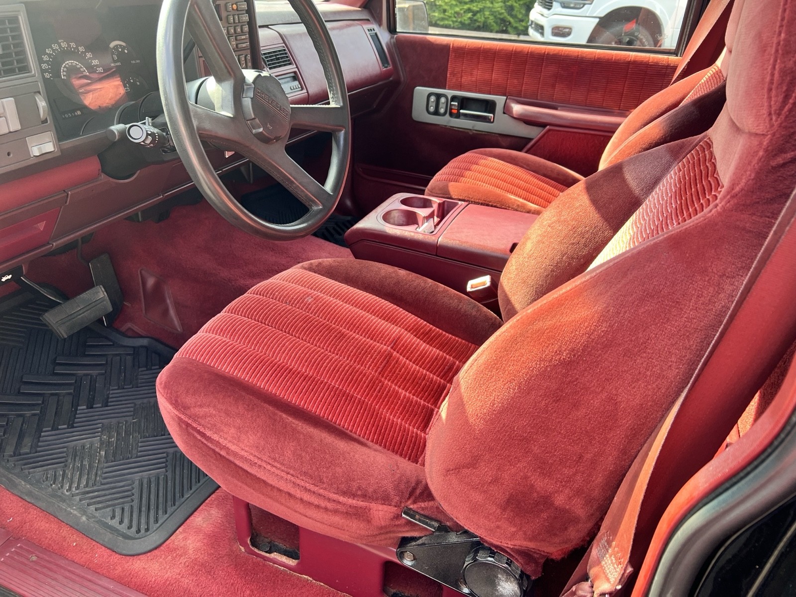 Chevrolet-SS-1990-12