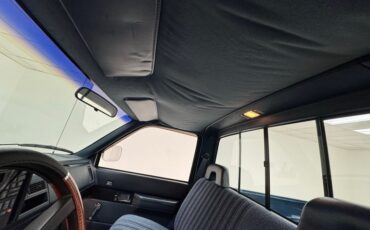 Chevrolet-Scottsdale-1992-Medium-Blue-Metallic-Blue-9