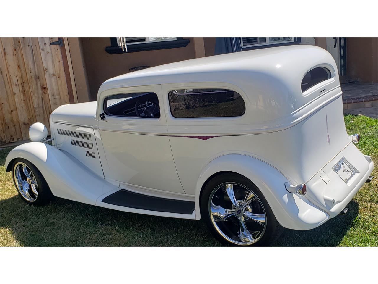 Chevrolet-Sedan-1934-Mercedes-White-2-tone-ld-Purple-17