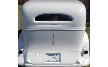 Chevrolet-Sedan-1934-Mercedes-White-2-tone-ld-Purple-18