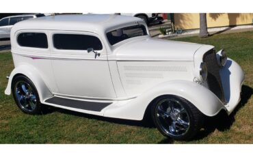 Chevrolet-Sedan-1934-Mercedes-White-2-tone-ld-Purple-7