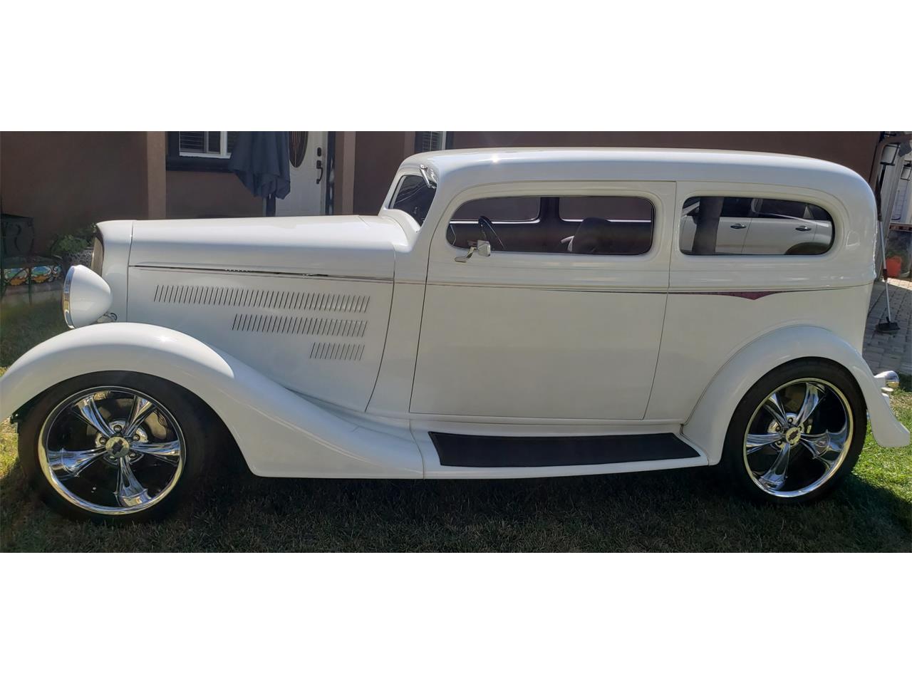 Chevrolet-Sedan-1934-Mercedes-White-2-tone-ld-Purple-8