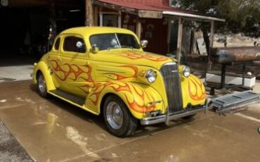 Chevrolet-Sedan-1937