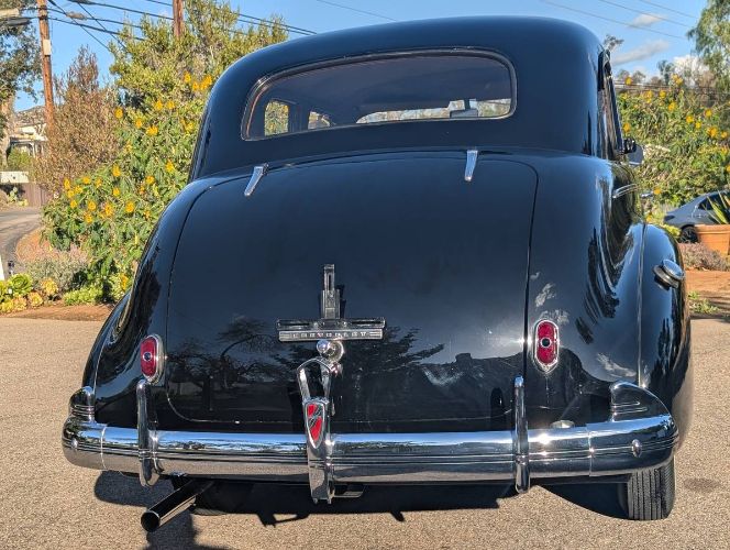 Chevrolet-Sedan-1940-3