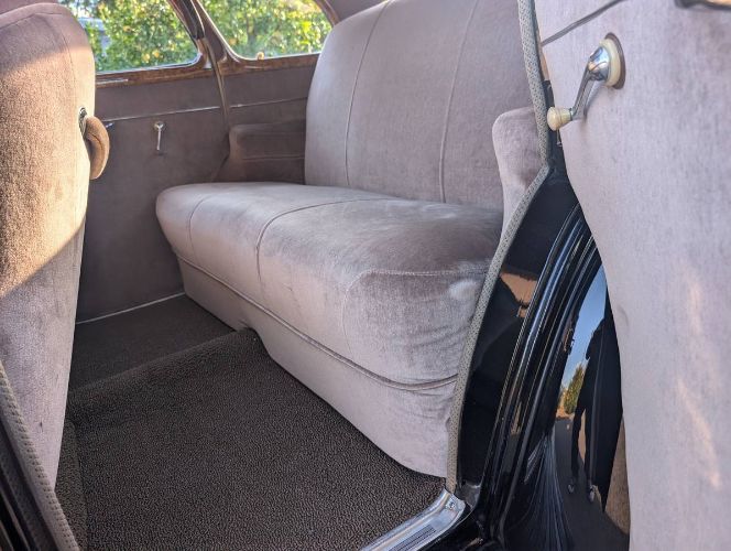 Chevrolet-Sedan-1940-5