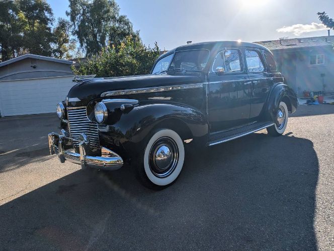 Chevrolet-Sedan-1940-8