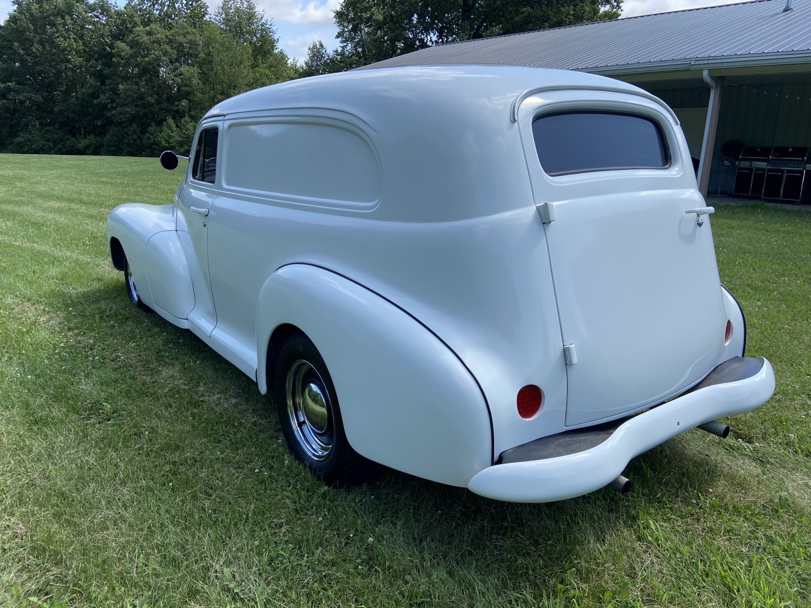 Chevrolet-Sedan-Delivery-1947-Sedan-4