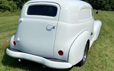 Chevrolet-Sedan-Delivery-1947-Sedan-5