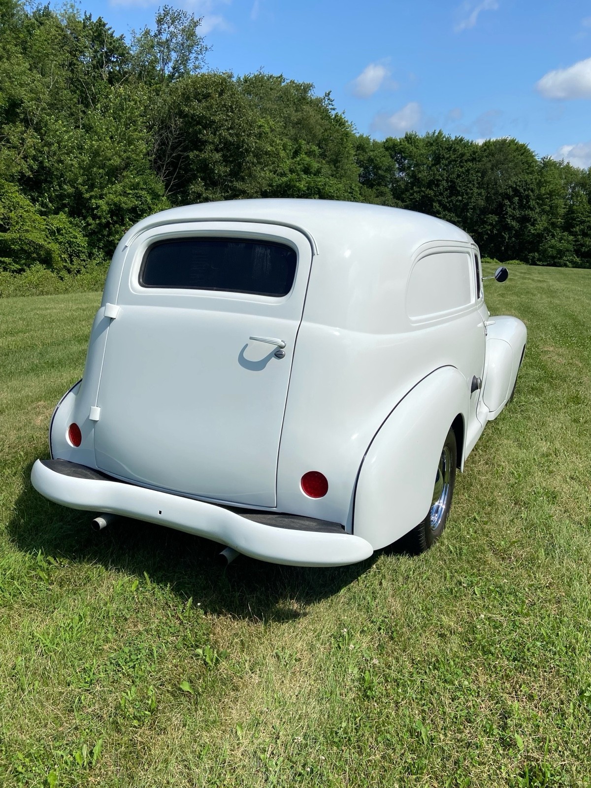 Chevrolet-Sedan-Delivery-1947-Sedan-5