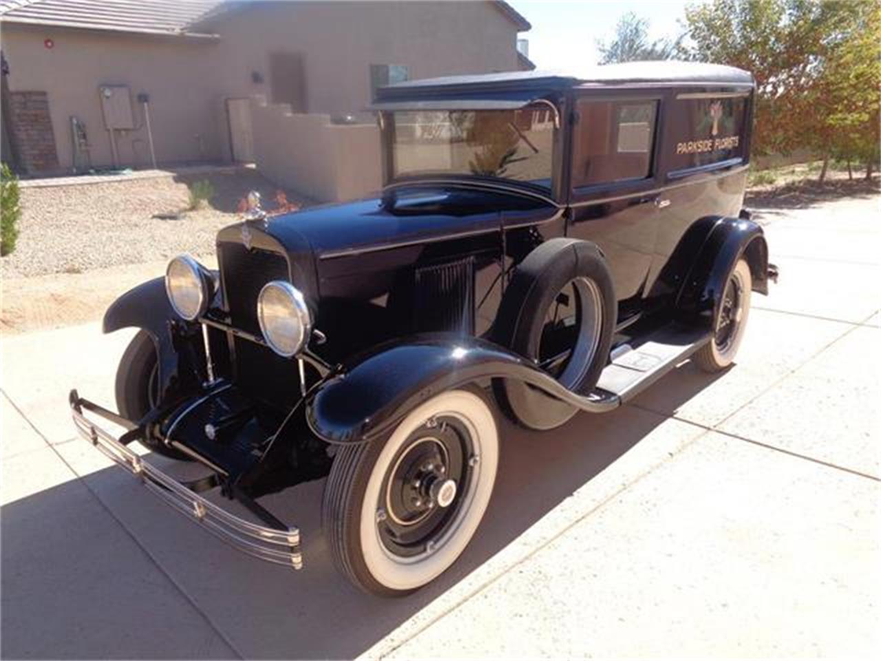 Chevrolet-Sedan-delivery-1930-Manganese-Blue-Varnished-Oak-2