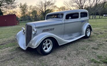 Chevrolet-Sedan-delivery-1934-Silver-Tan-2