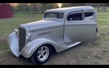 Chevrolet-Sedan-delivery-1934-Silver-Tan-3