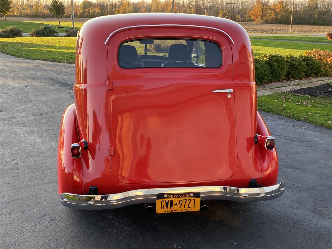 Chevrolet-Sedan-delivery-1939-Red-Red-gray-black-12