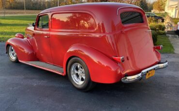 Chevrolet-Sedan-delivery-1939-Red-Red-gray-black-13