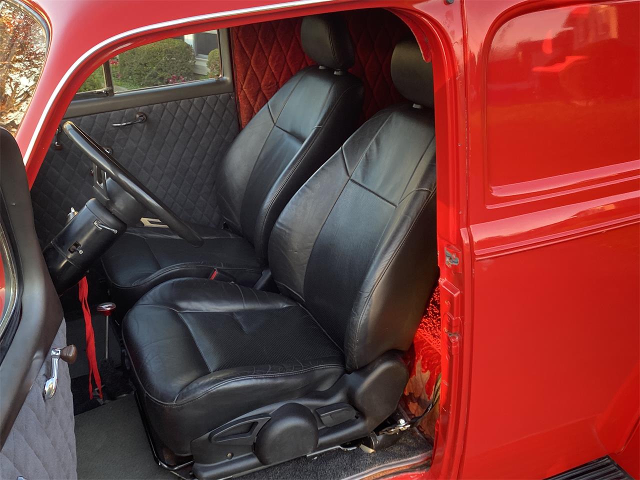 Chevrolet-Sedan-delivery-1939-Red-Red-gray-black-16